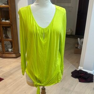 Cable & Gauge Bright Yellow Chartreuse Women's Blouse